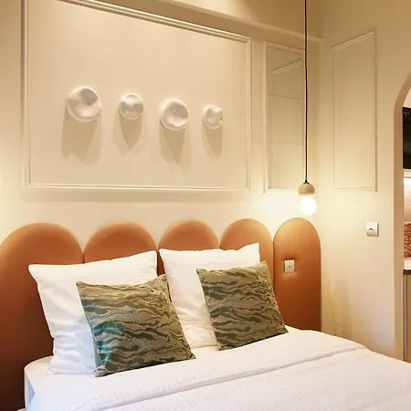 Desnouettes - Duke Housing Appartement